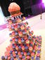 Pastel y cupcakes XV años en frosting morado y fucsia