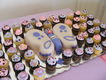 Pastel Mariposa en fondant + cupcakes